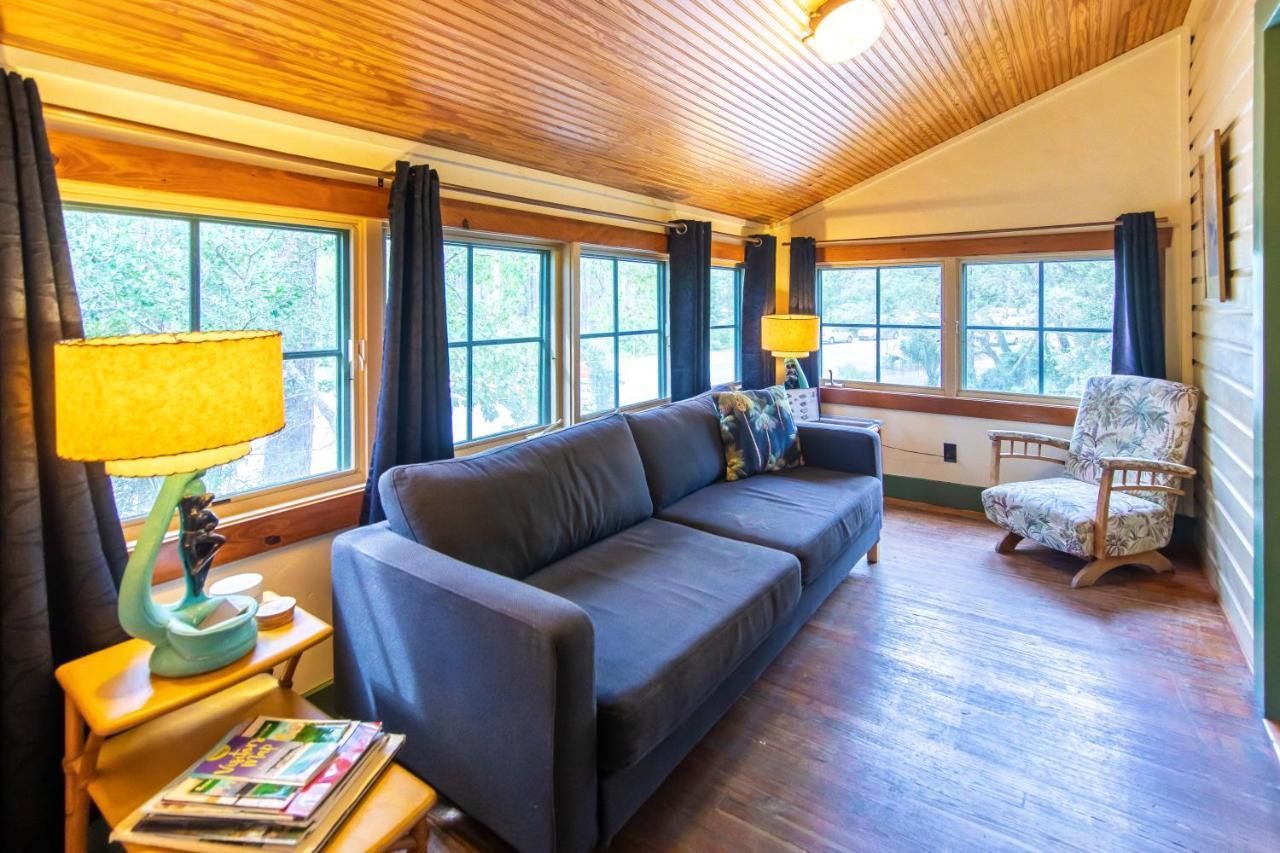 Hibiscus Coffee & Guesthouse Grayton Beach Eksteriør bilde