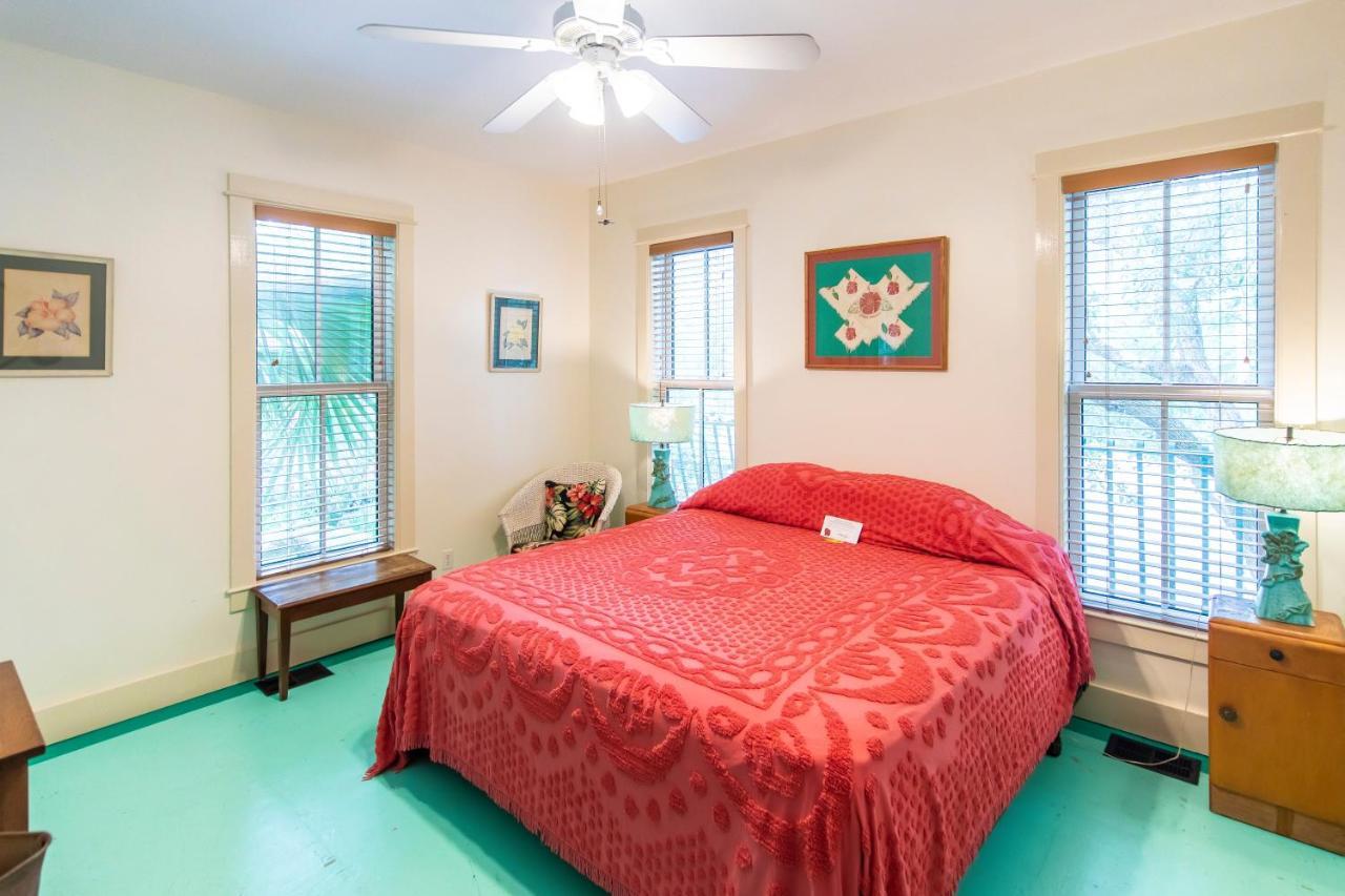 Hibiscus Coffee & Guesthouse Grayton Beach Eksteriør bilde