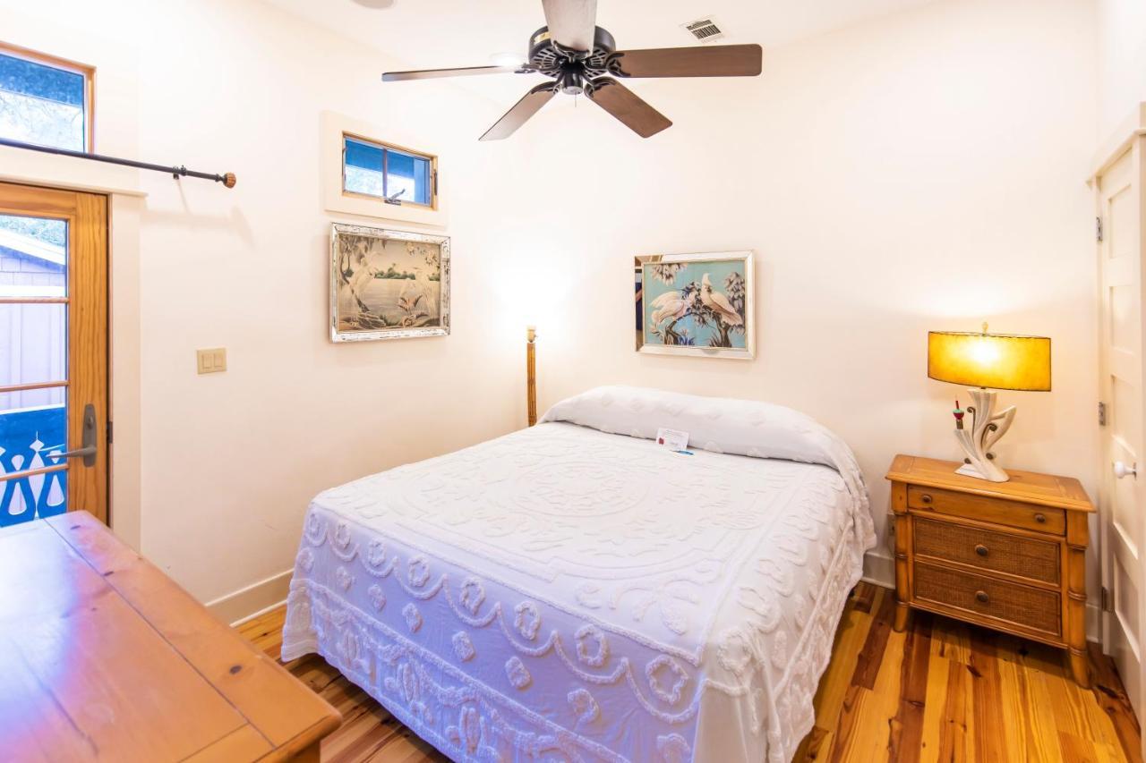 Hibiscus Coffee & Guesthouse Grayton Beach Eksteriør bilde