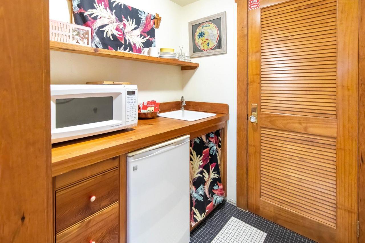 Hibiscus Coffee & Guesthouse Grayton Beach Eksteriør bilde